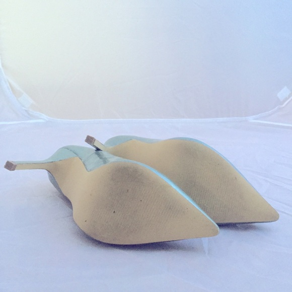 6.4 Shoemint Silver Stiletto Pumps - Picture 4 of 4